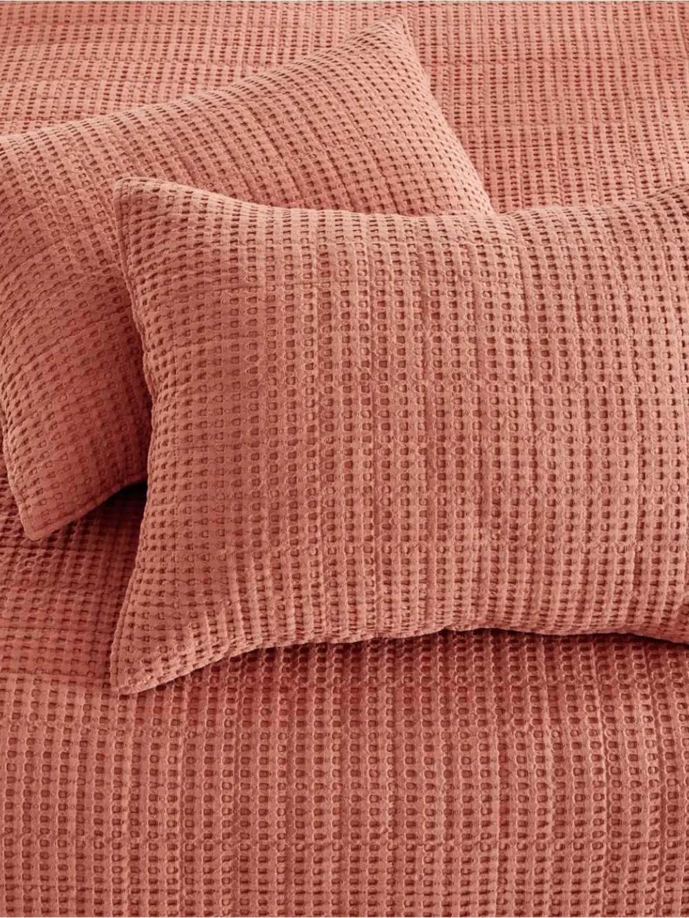 *New* LEVTEX Mills Waffle Quilt Set, Full/Queen